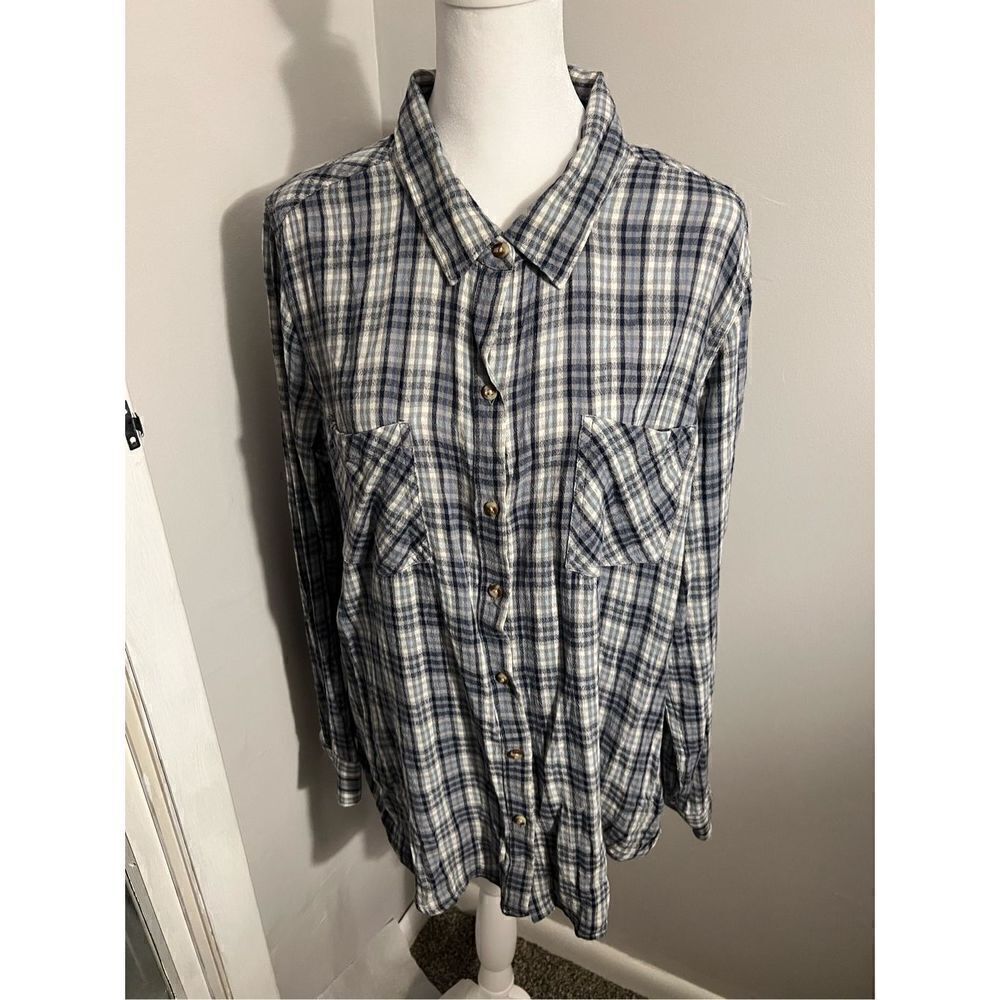 Lucky brand women’s button down shirt